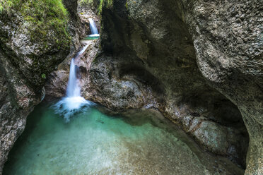 Deutschland, Bayern, Almbachklamm - STSF01123