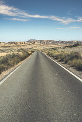 Spain, Logrono, empty road - DEGF00938