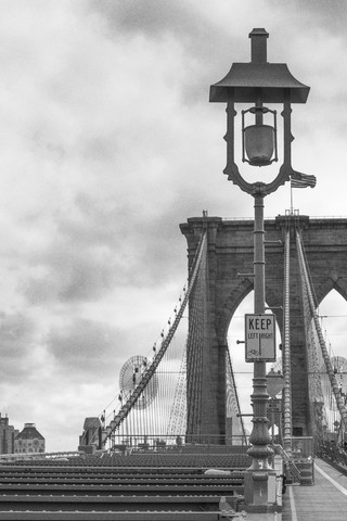 USA, New York City, Teil der Brooklyn-Brücke, lizenzfreies Stockfoto