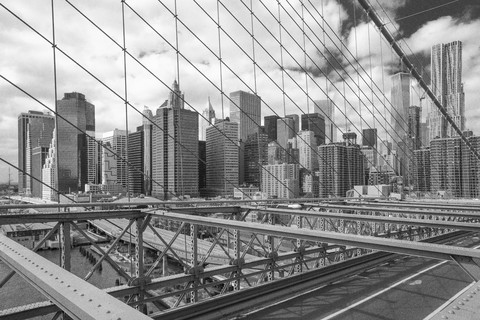 USA, New York City, Blick von der Brooklyn Bridge auf Manhattan, lizenzfreies Stockfoto