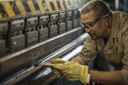 Engineer working at power plant - ZEF11197