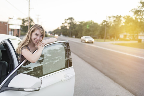 Frau macht einen Roadtrip durch die USA, lizenzfreies Stockfoto