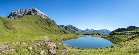 Österreich, Vorarlberg, Monzabonsee und Ruefikopf, lizenzfreies Stockfoto