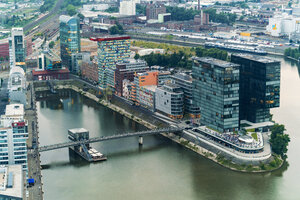 Deutschland, Düsseldorf, Luftbild des Medienhafens - TAMF00747