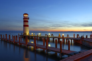 Austria, Seewinkel, Podersdorf, lighthouse at twilight - LBF01505