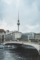 Deutschland, Berlin, Blick auf den Fernsehturm - ASC00670