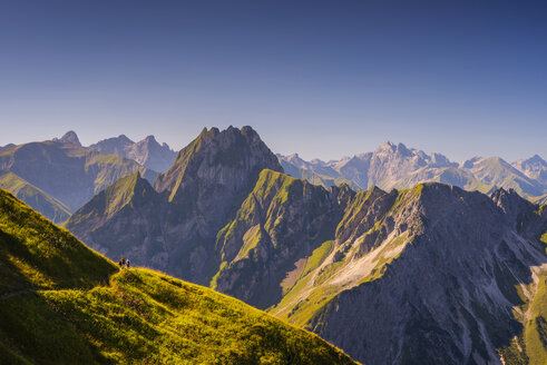 Germany, Bavaria, Allgaeu Alps, high route from Nebelhorn to Oy Valley - WGF00996