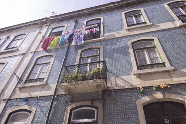 Portugal, Lisbon, house front - CMF00611