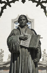 Deutschland, Lutherstadt Wittenberg, Denkmal für Martin Luther - BTF00417