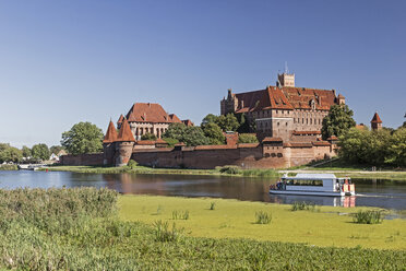 Polen, Pommern, Burg Malbork und Fluss Nogat - MEL00163