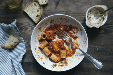 Pasta with tomato sauce - DAIF00011