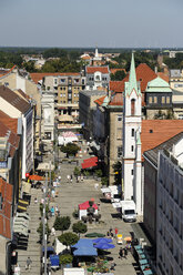 Deutschland, Brandenburg, Cottbus, Blick auf die Stadt vom Spremberger Turm - BTF00441