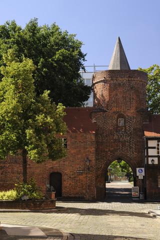 Deutschland, Brandenburg, Cottbus, Lindenpforte, Teil der mittelalterlichen Stadtmauer, lizenzfreies Stockfoto