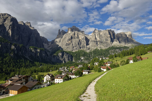 Italien, Südtirol, Dolomiten, Corvera und Gadertal - LBF01516