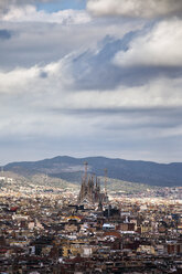 Spanien, Barcelona, Stadtbild vom Palau Nacional bis zur Sagrada Familia - ABOF00112