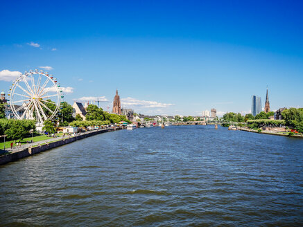Germany, Frankfurt, view to the old city and Main River - KRPF02038