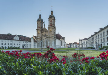 Schweiz, St. Gallen, Blick auf die Stiftskirche - KEBF00423