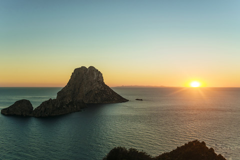 Spian , Ibiza, Insel Es Vedra bei Sonnenuntergang, lizenzfreies Stockfoto