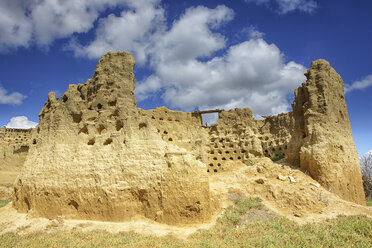 Spain, Torremormojon, castillo - DSGF01192