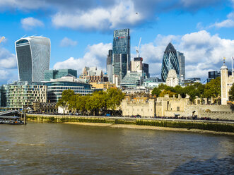 UK, London, cityscape with River Thames and The Gherkin - AMF05122