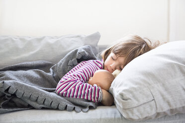 Little girl sleeping on couch - LVF05647