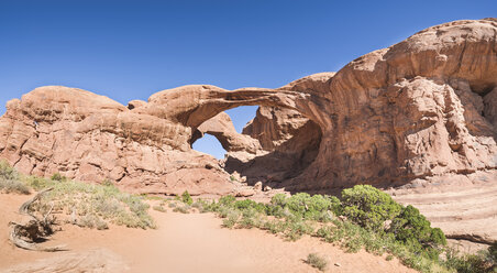 USA, Utah, Arches National Park, Double Arch Hiking Trail - EPF00196