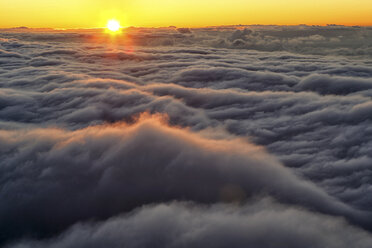 Spanien, Teneriffa, Sonnenuntergang im Teide-Nationalpark - DSGF01299