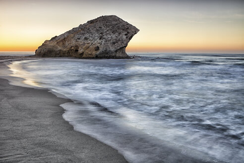 Spanien, Almeria, Strand im Naturpark Cabo de Gata - DSGF01348