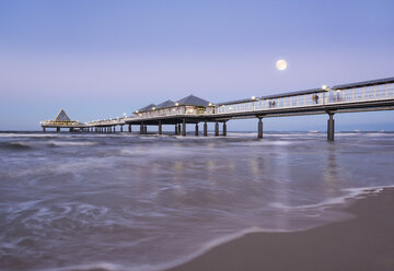 Germany, Usedom, Heringsdorf, pier in the evening - SIEF07215