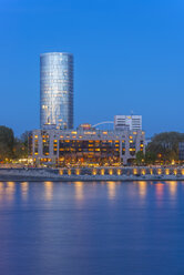 Germany, Cologne, Hotel Hyatt Regency and KoelnTriangle skyscraper - WG01019