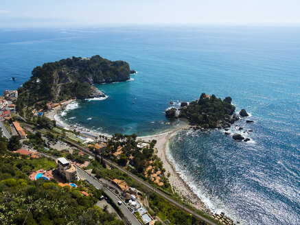 Italien, Sizilien, Taormina, Blick auf die Isola Bella - AMF05138