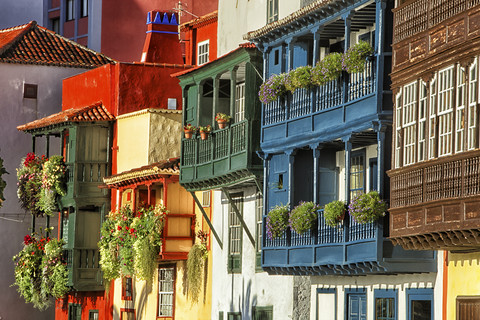 Spain, Canary Islands, La Palma, houses in Santa Cruz de la Palma stock photo