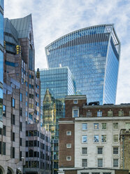 UK, London, financial district with 20 Fenchurch Street in the background - AMF05144