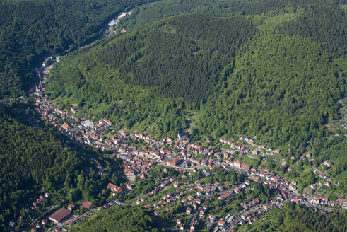 Germany, Ruhla, aerial view of Thuringian Forest and city - HWOF00161