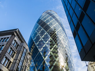 UK, London, City of London, view to 30 St Mary Axe at financial district - AMF05154