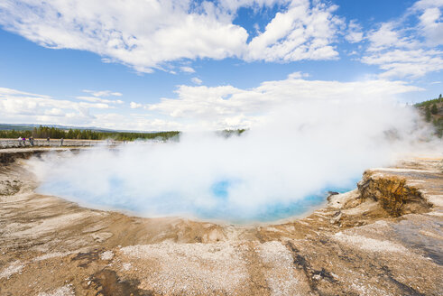 USA, Wyoming, Yellowstone-Nationalpark, Excelsior-Geysir - EP00210