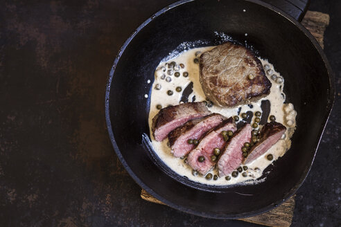 Steak mit grünem Pfeffer und Sahnesauce - SBDF03107