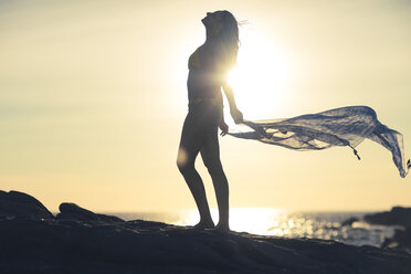 Beautiful young woman in bikini on the beach - ZEF12008