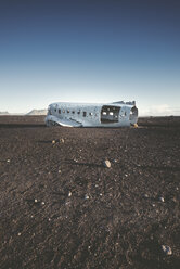 Island, Solheimasandur, Flugzeugwrack in der Wüste - EPF00231