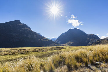 Peru, Andes, Cordillera Blanca, Huascaran National Park, Nevado Mururaju - FOF08552