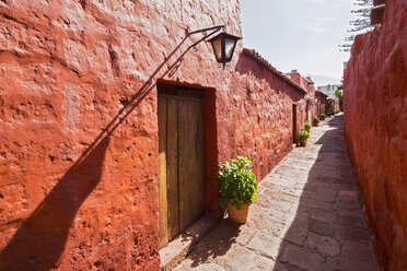 Peru, Arequipa, Kloster Santa Catalina, Gasse - FO08591