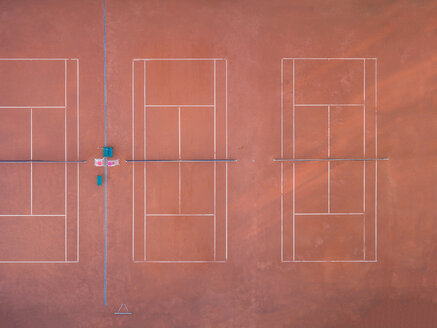 Leerer Tennisplatz, Ansicht von oben - MMAF00023