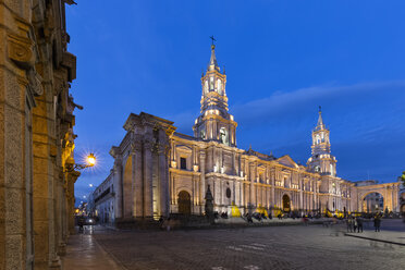 Peru, Arequipa, Plaza de Armas, Cathedral at blue hour - FOF08631