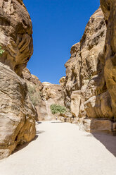 Jordanien, Petra, im Siq - MABF00439