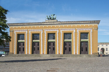 Denmark, Copenhagen, view to Thorvaldsen Museum - HWO00198