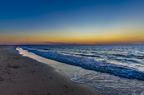 Netherlands, Zeeland, Kamperland, beach at sunset - MHF00411