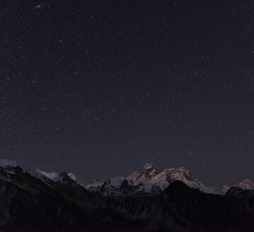 Nepal, Himalaya, Khumbu, Everest-Region, Sterne über Everest und Nuptse - ALRF00784