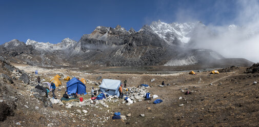 Nepal, Himalaya, Khumbu, Everest region, Renjo La, base camp - ALRF00833