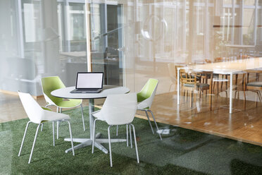 Modern office interior - PESF00490