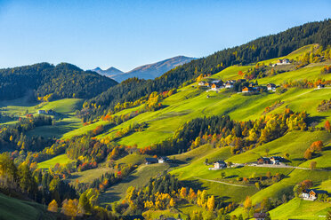 Italy, South Tyrol, Funes Valley in Autumn - LOMF00479